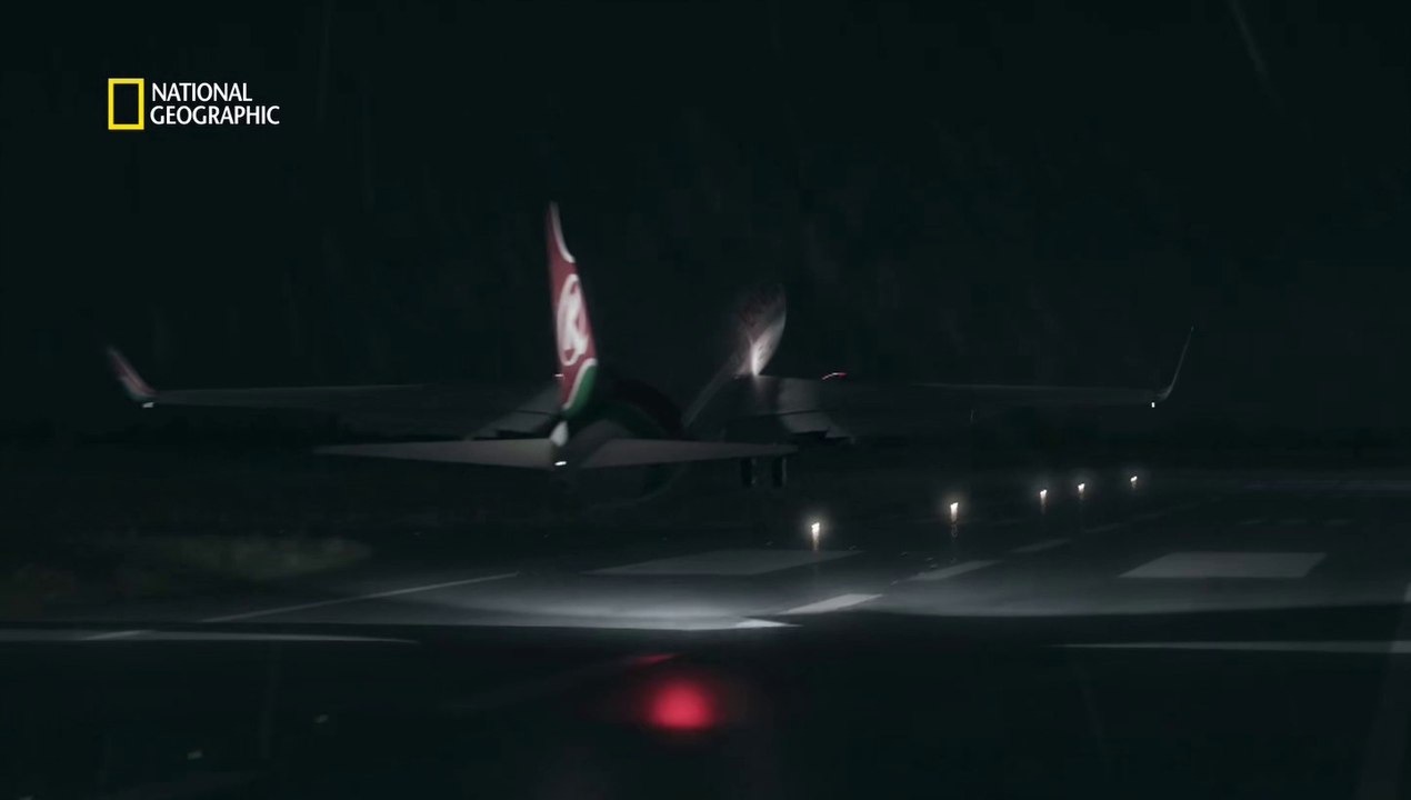 Air Crash - Saison 20 - Épisode 9 - Équipage tempétueux - Vol Kenya Airways 507 [Français]