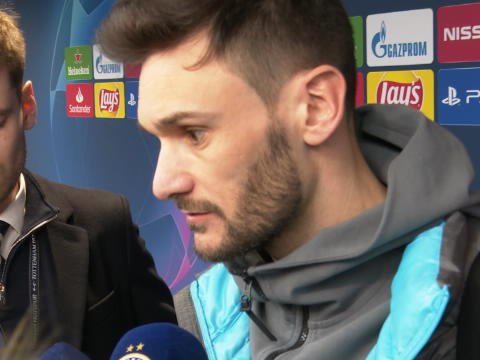 8es - Lloris : Garder la tête haute