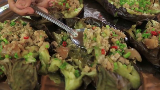 Cambodian food - Grilled Eggplant with pork - ត្រប់អាំងសាច់ជ្រូកចិញ្ជាំ - ម្ហូបខ្មែរ