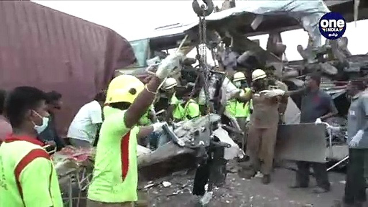 அவிநாசி அருகே கேரளா அரசு பேருந்து - கண்டெய்னர்...