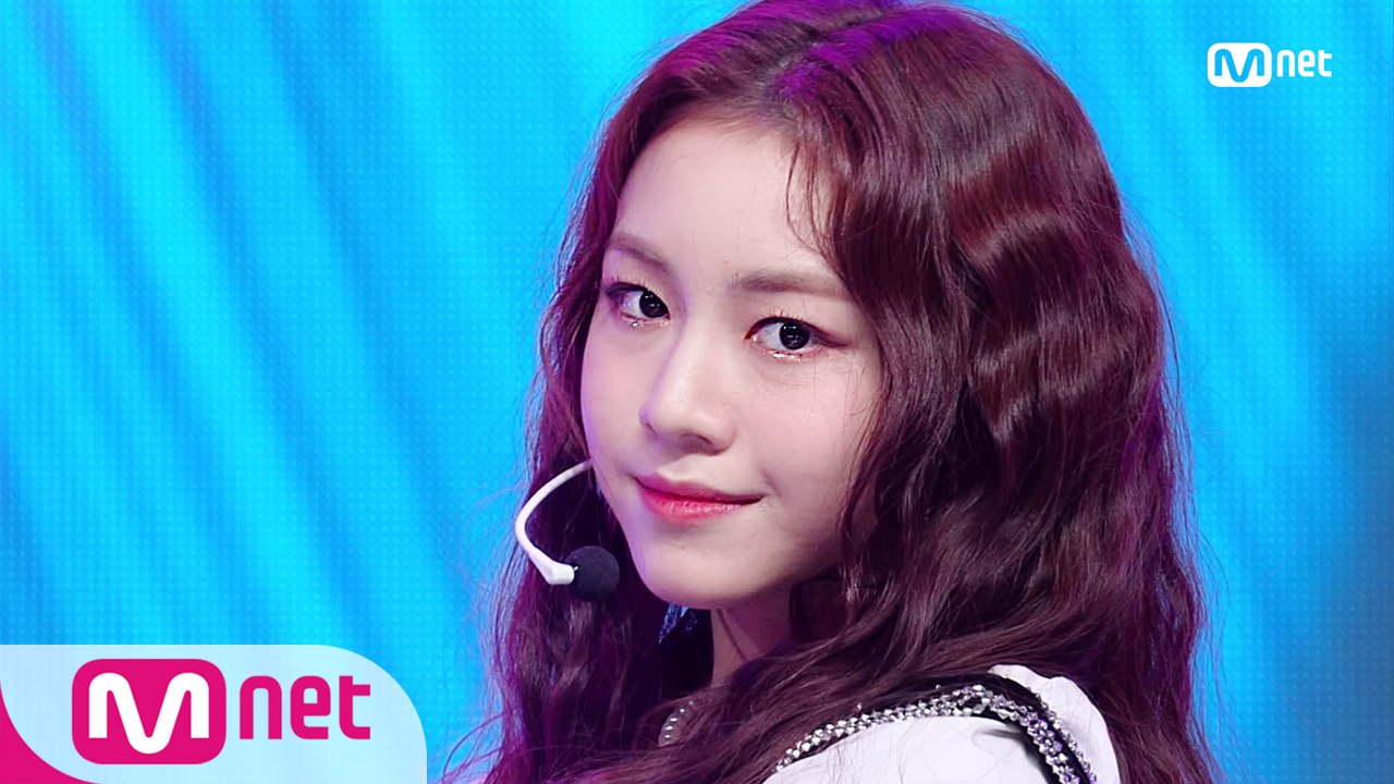 '로켓펀치'의 통통 튀는 한방! 'BOUNCY' 무대