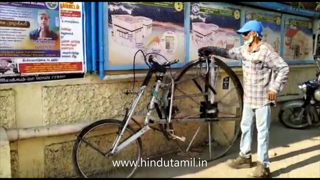 5 அடி உயர நவீன ரக சைக்கிளை வில்லிவாக்கம் ராஜேந்திரன் சொந்தமாக தயாரித்து சென்னையின் சாலைகளில் வீதி உலா!