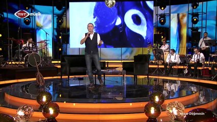 Sümer Ezgü | Gençlik Elde Sevda Serde