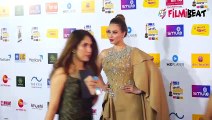Salman Khan's Rumored Girl friend  Iulia Vantur looks perfect at Radio Mirchi Award | FilmiBeat