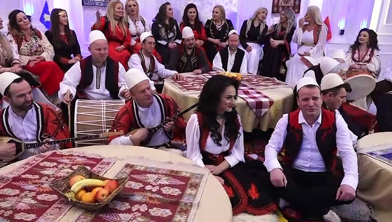 Bekim Zymeri & Albina Jahjaga - Maroma ni kafe