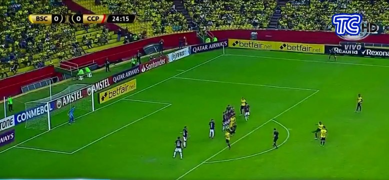 Barcelona gana por la mínima diferencia al Cerro Porteño por la tercera fase de la Copa Libertadores