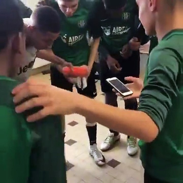Vestiaire U15"1" victoire contre Montchat"3":9-1