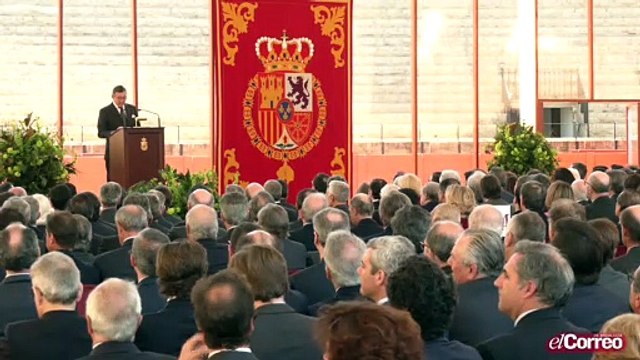 El rey Felipe VI ha presidido la entrega de los Premios Taurinos y Universitarios de la Real Maestranza de Caballería de Sevilla