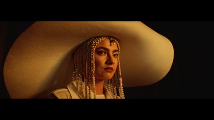 Natalia Nykiel - Volcano