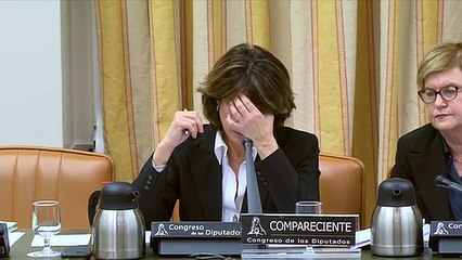 Bel Pozueta ignora els crits d’Ortega Smith i denuncia les tortures a l’estat espanyol
