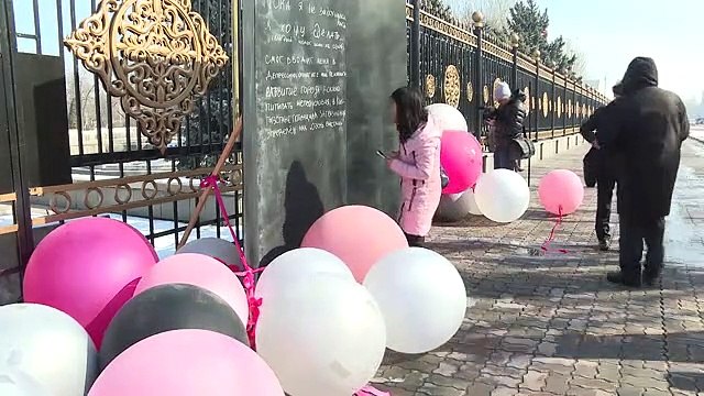 Environmental Activists Raise Awareness Regarding Air Pollution in Bishkek