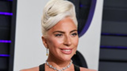 A Stunning Subway Cover of Lady Gaga’s "Shallow" is Blowing Up the Internet | Billboard News