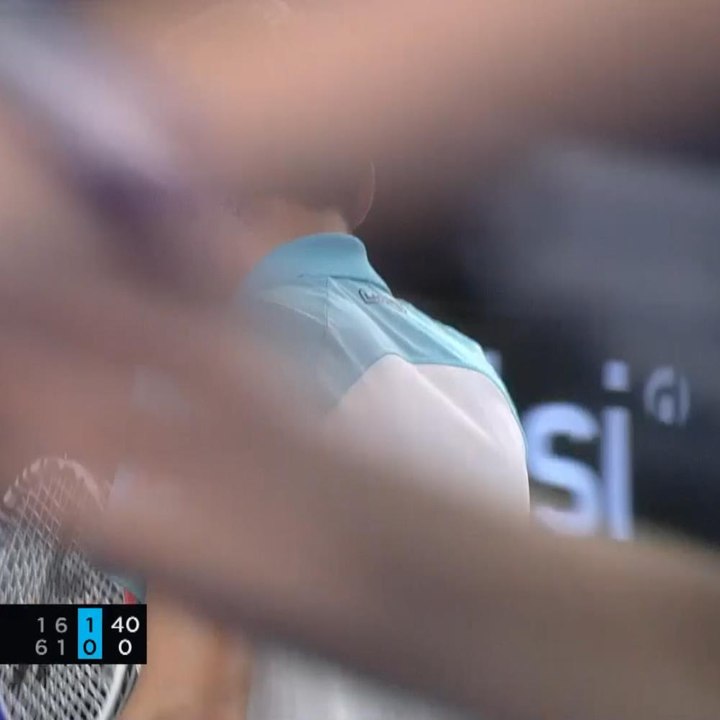 Medvedev dominates Sinner from a set down