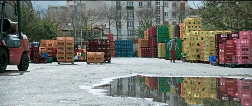 LUCKY Film Bande-Annonce teaser - C'est au chien - Avec Michael Youn, Alban Ivanov et Florence Foresti