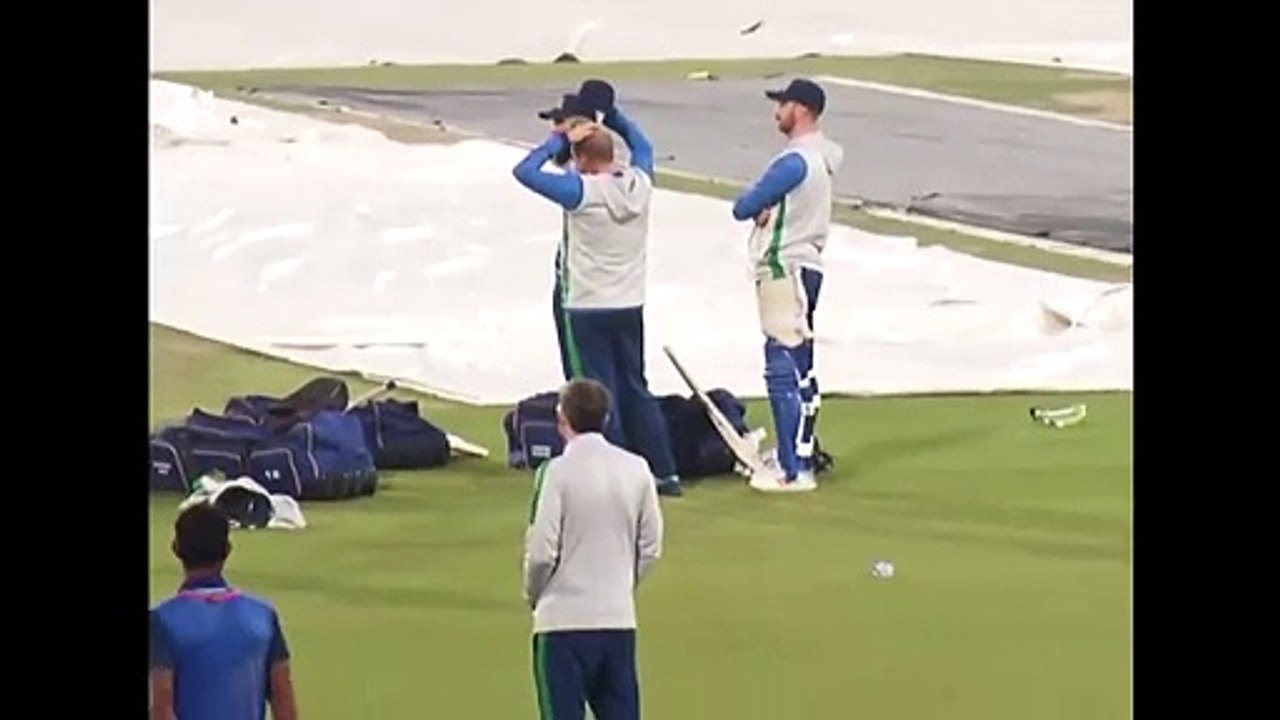 Moin_Ali_stopped_playing_hearing_Azan_at_Gaddafi_stadium