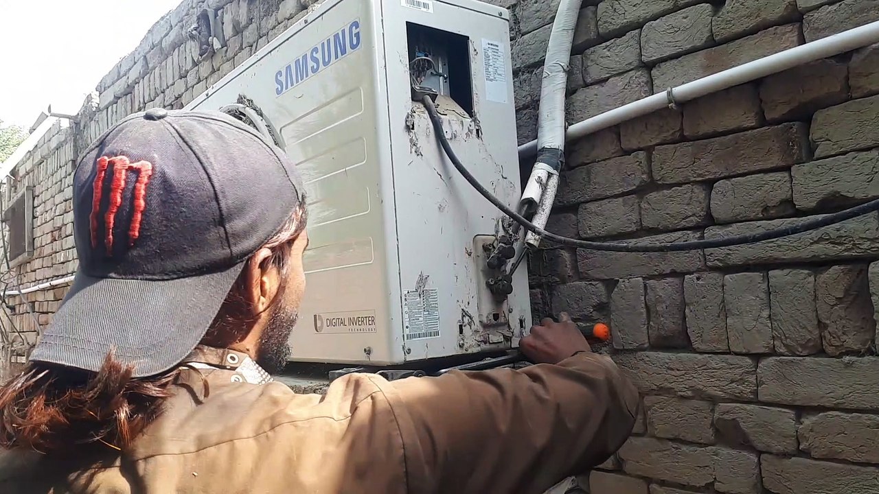 How to store gass for split A/C in Urdu
