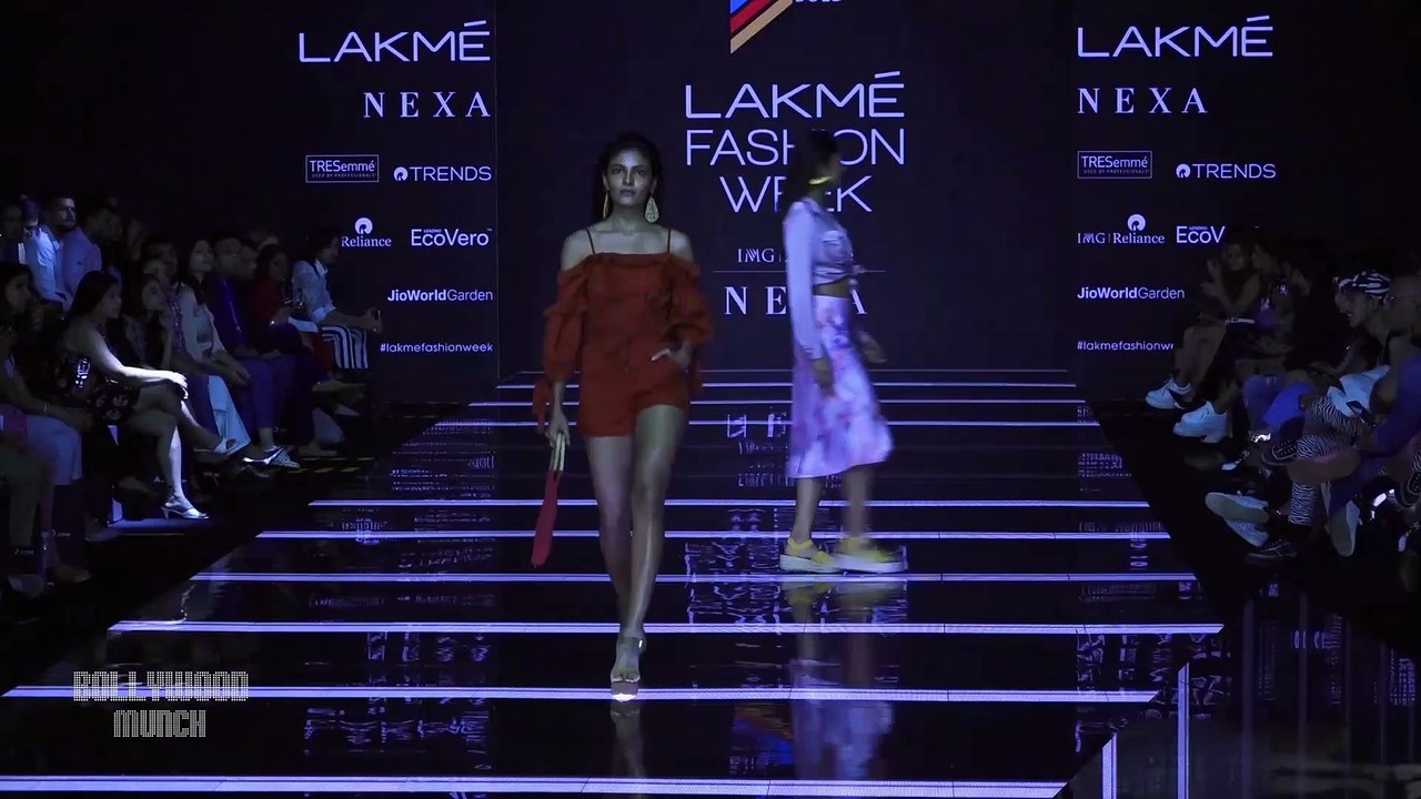 Beautiful Rakul Preet Singh's Mesmerising Wal On Ramp For Ajio Show At Lakme Fashion Week 2020