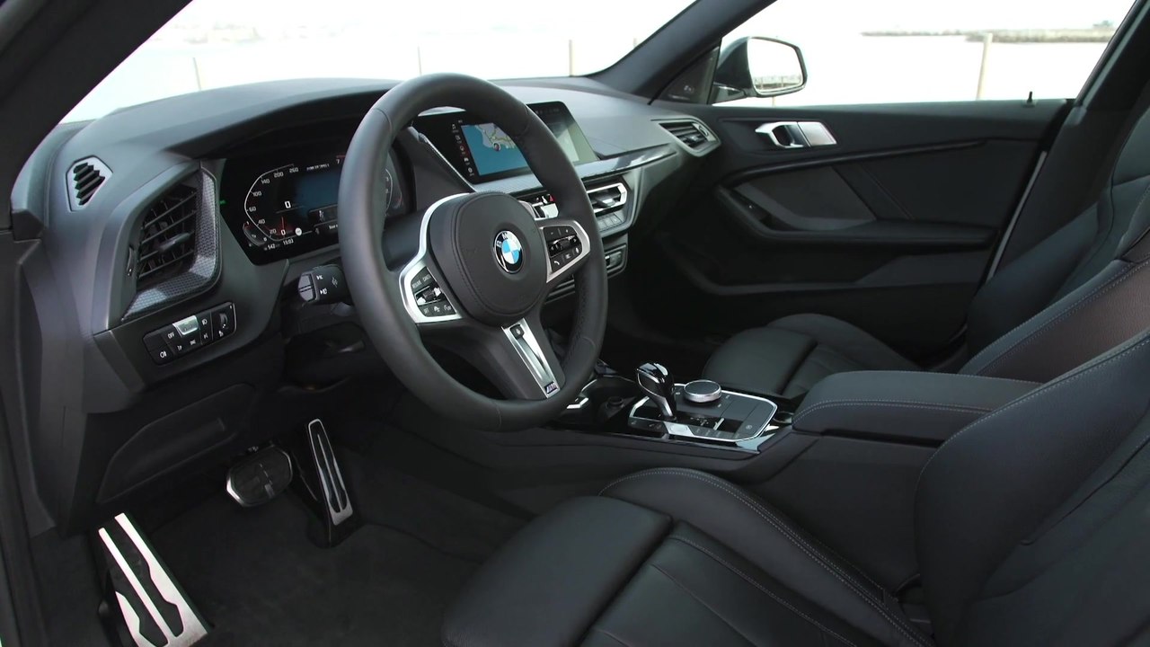 Das erste BMW 2er Gran Coupé - Das Interieur Design