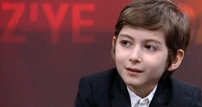 Atakan Kayalar'dan Uzaylılara inanıyor musun? sorusuna bir garip cevap