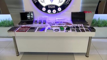 İstanbul'da atm'lerden kart kopyalayan 5 kişilik çete yakalandı