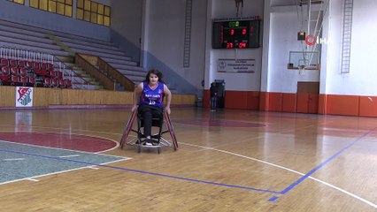 Engelleri sporla aştı, milli takıma çağrıldı