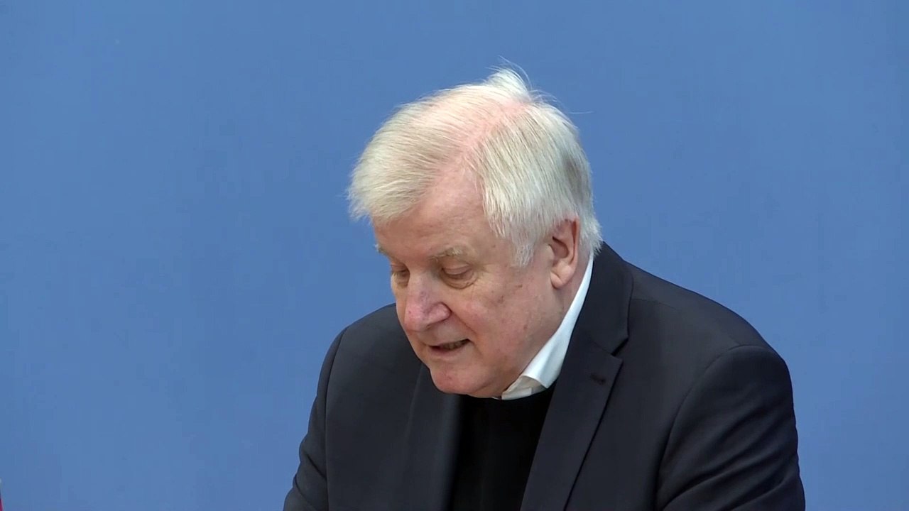 Seehofer: 'Die Gefährdungslage ist sehr hoch'