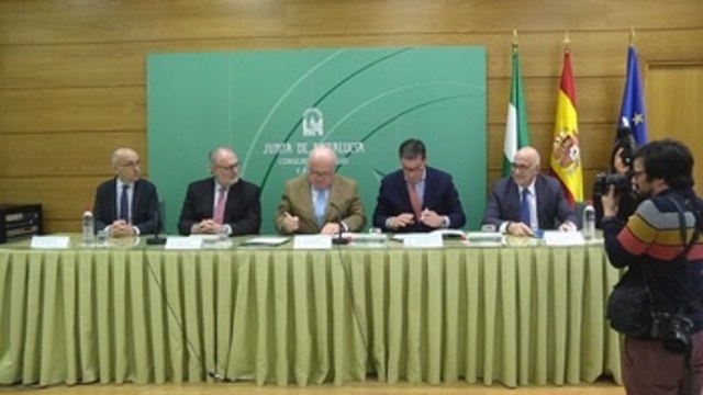 La Junta de Andalucía y Roche se alían para impulsar la oncología médica de precisión