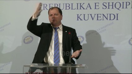 Ora News - Maliqi: Gati të dorëzoj mandatin. Jam dash jo deledeputet, ta qërojmë ujkun diktator