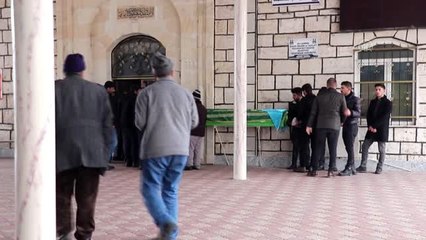 Karasu Nehri'nde cesedi bulunan genç kız toprağa verildi