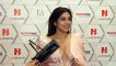 See this actress was upset with the size of her dress and had to repeatedly cover her body parts in front of the media