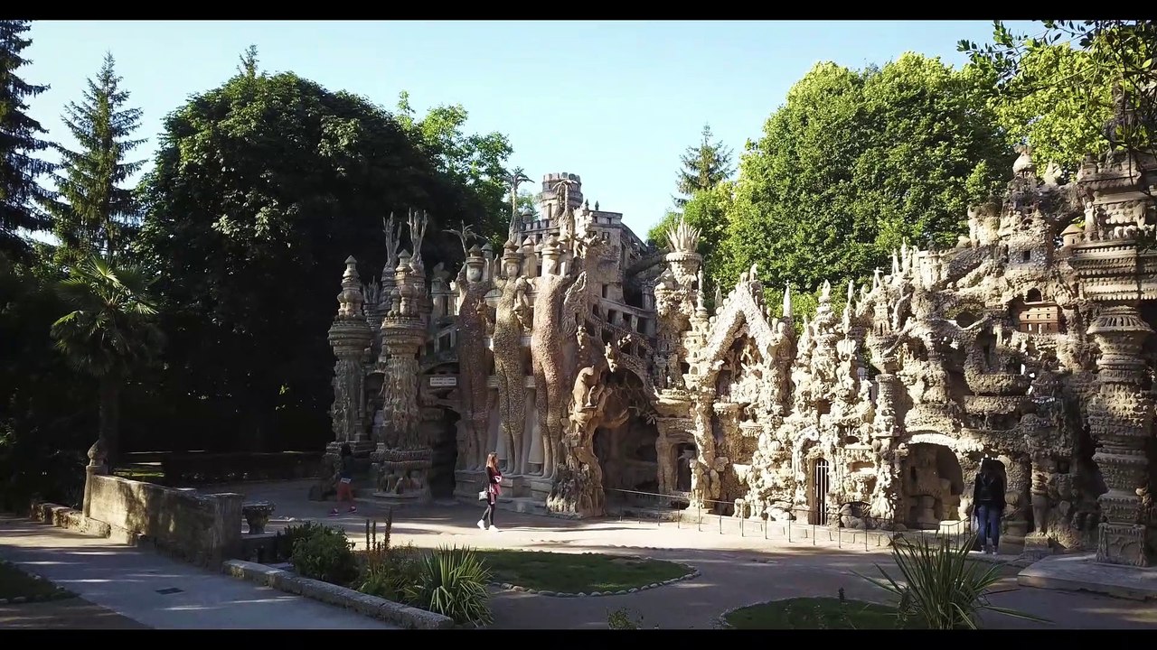Le Palais idéal du facteur Cheval