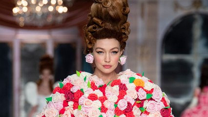 Le défilé royal de Jeremy Scott pour la maison Moschino