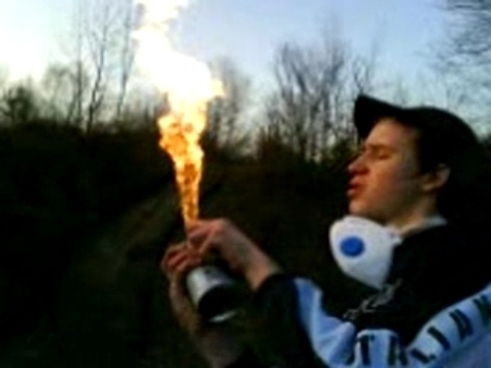 lance flame avec prissila