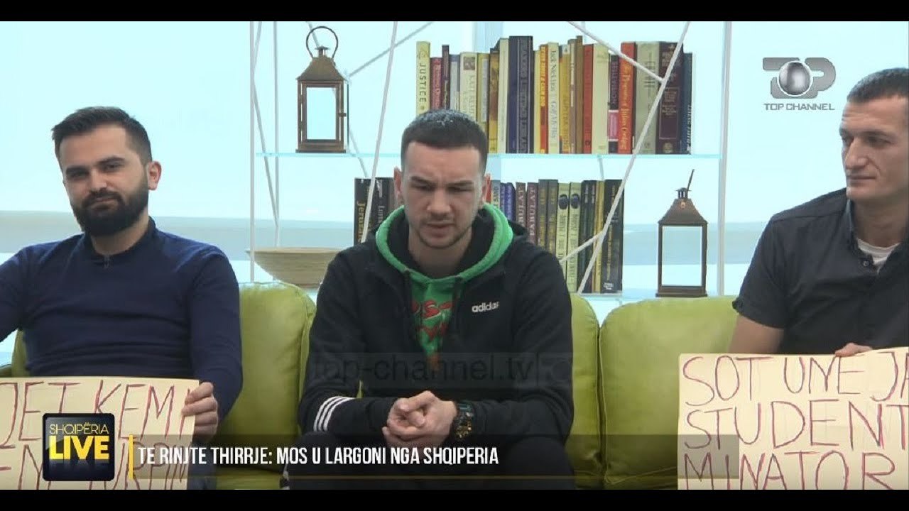 Të rinjtë në protestë; Pse nuk duhet të ikni nga Shqipëria?! - Shqipëria Live,21 Shkurt 2020