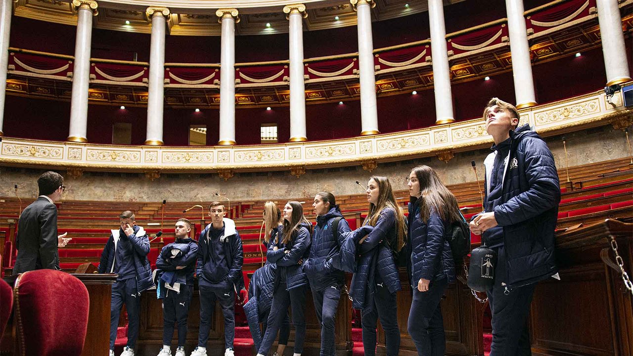 Les jeunes de l’OM à l’Assemblée Nationale