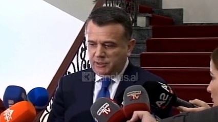 "Grushti i shtetit ne koken e Metes"