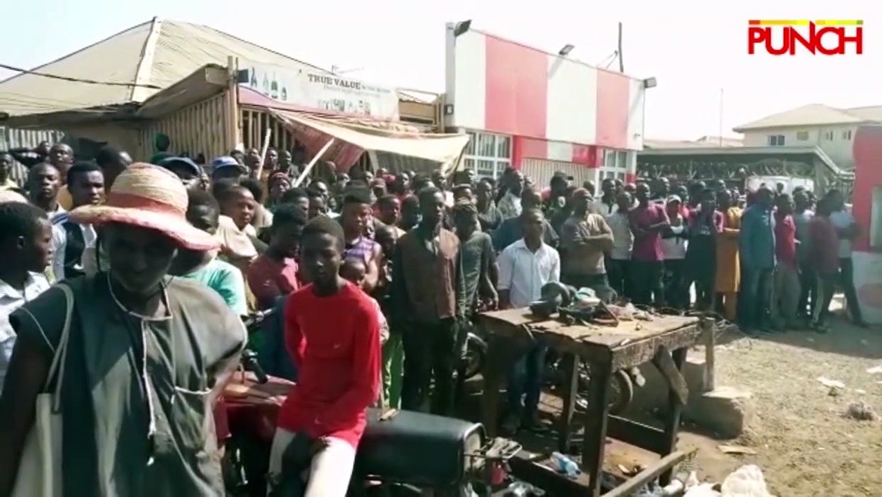 Robbers Trapped Inside Abuja Bank Engage Police in Shootout, One Killed, Four arrested| Punch