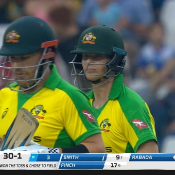 Smith marks return to South Africa with quickfire 45