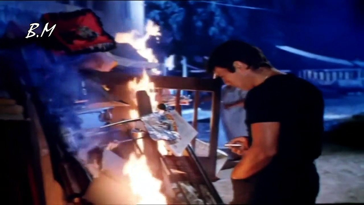 Βρέχει φωτιά στη στράτα μου - Στράτος Διονυσίου