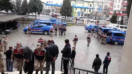 Gaziantep'te yaklaşık 20 yıl önce yaşanan cinayetle ilgili 3 kişi tutuklandı