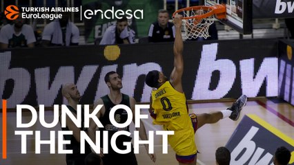 Endesa Dunk of the Night: Brandon Davies, FC Barcelona