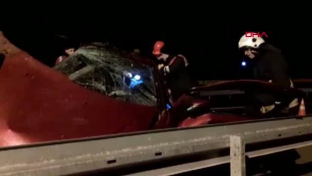 Bursa'da, otomobil ile kamyonet çarpıştı: 1 ölü, 3 yaralı