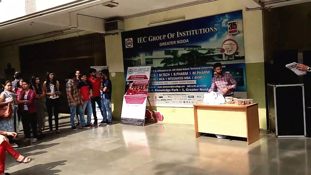 Bhojpuri Shayari - Male @ IEC INNOVISION 2K18 - #echosmart
