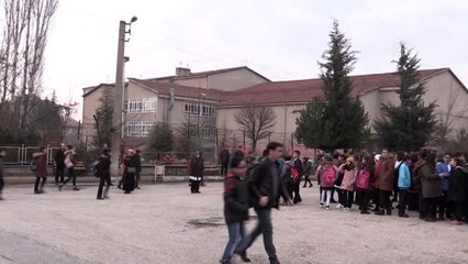 Elazığ'da depremin ardından ilk ders zili çaldı