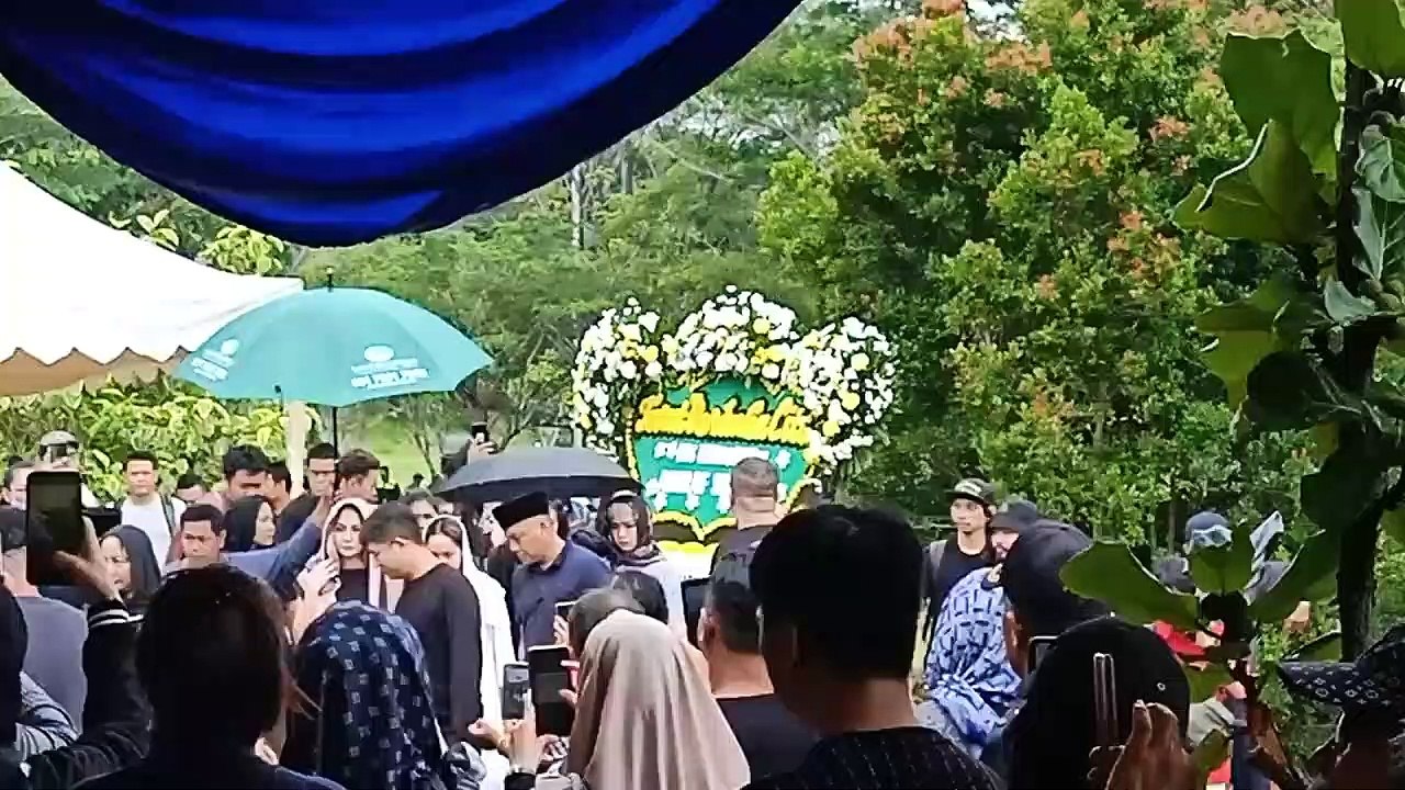 Mengenang Ashraf, Sosok Ayah yang Perhatian dengan Keluarga