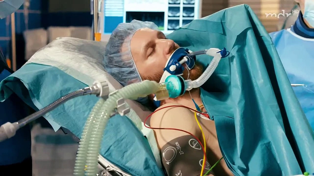 Abgestürzt (26) - In aller Freundschaft - Die jungen Ärzte