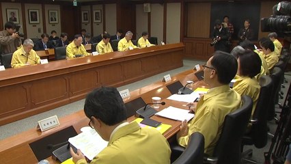 고개 드는 '코로나 추경'...정부 "모든 옵션 검토" / YTN