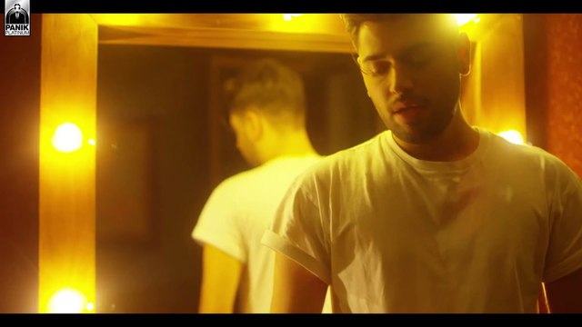 Μάκης Μπερδές - Δε Θυμάμαι (Official Music Video)