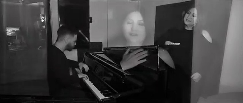 Sibel Can feat. Sinan Akçıl - Arada Sırada
