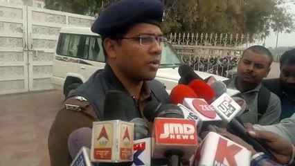 झांसीः एडमिट कार्ड न मिलने से छाऋा ने की आत्महत्या, परिजन शव लेकर पहुंचे स्कूल